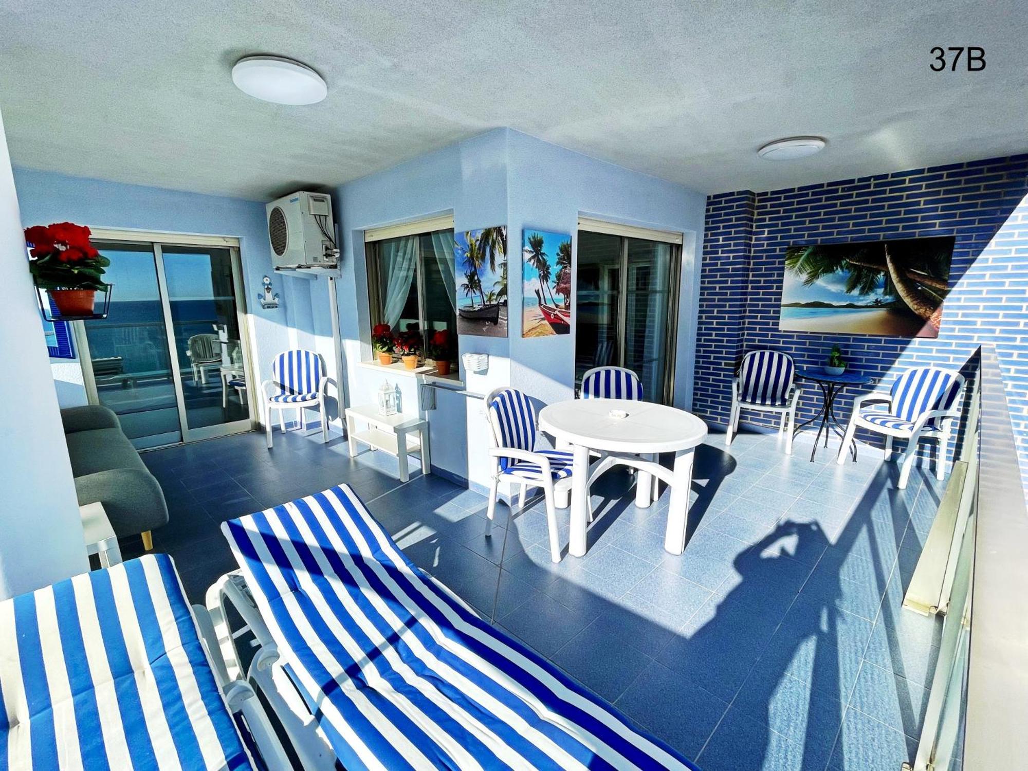 Timora Sea View New Apart' Hipocampos Калпе Екстериор снимка